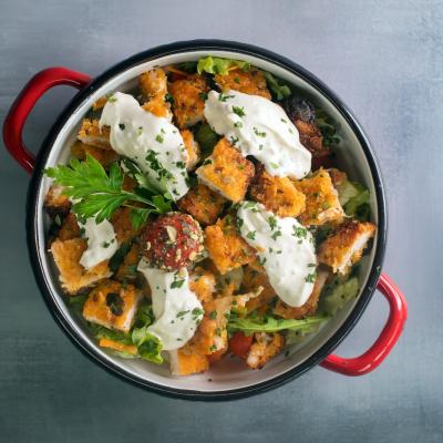 Salata s puretinom
